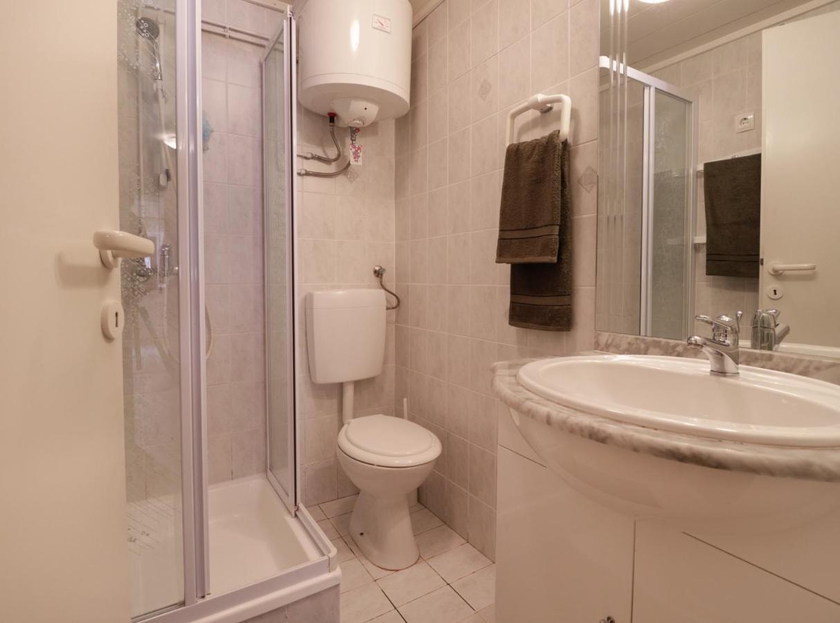 Spring Rest Apartment Bled Ngoại thất bức ảnh