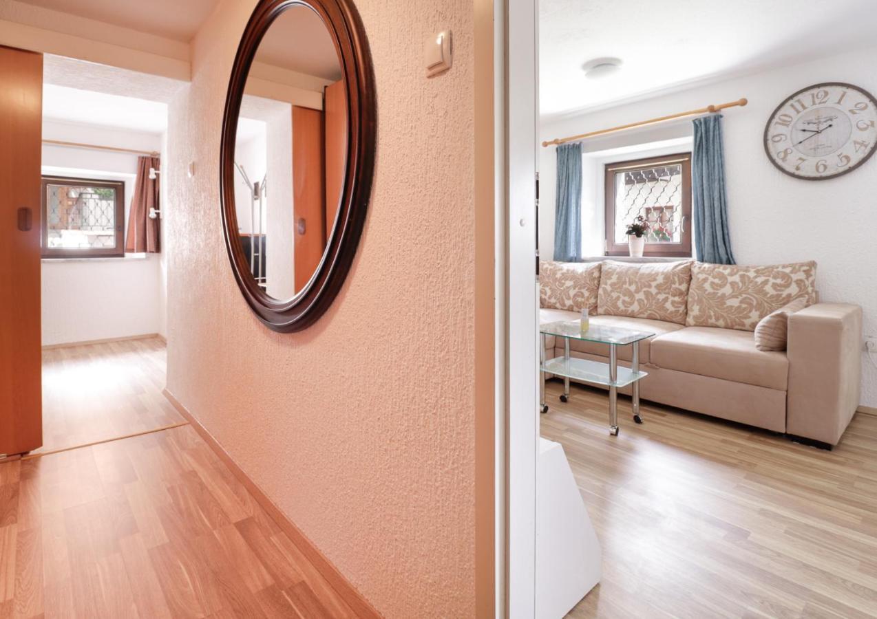 Spring Rest Apartment Bled Ngoại thất bức ảnh
